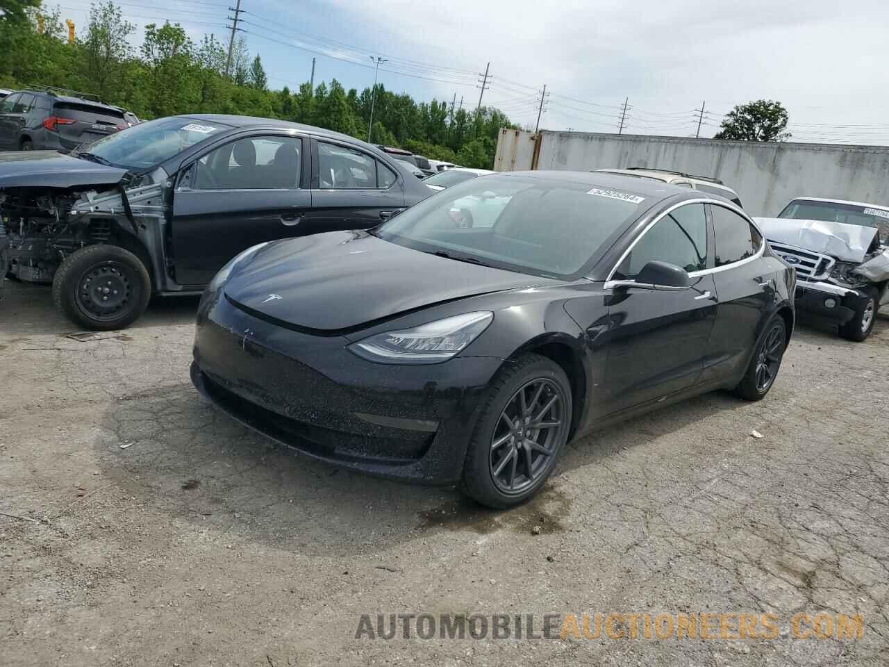 5YJ3E1EA3JF002740 TESLA MODEL 3 2018