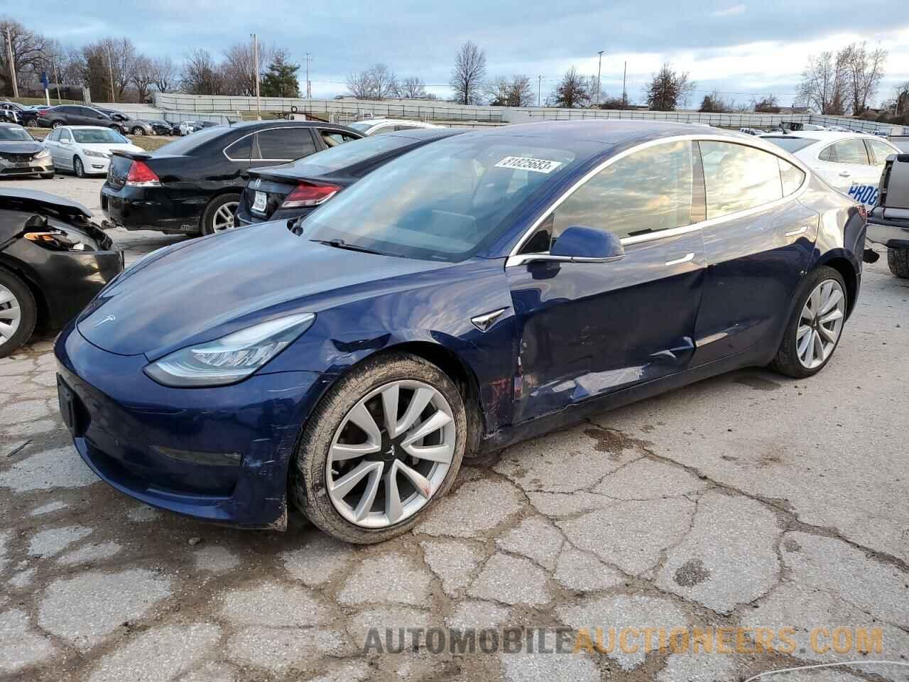 5YJ3E1EA3JF008117 TESLA MODEL 3 2018