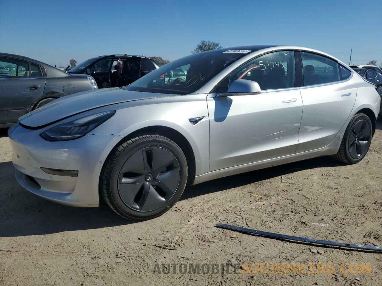 5YJ3E1EA3JF014239 TESLA MODEL 3 2018