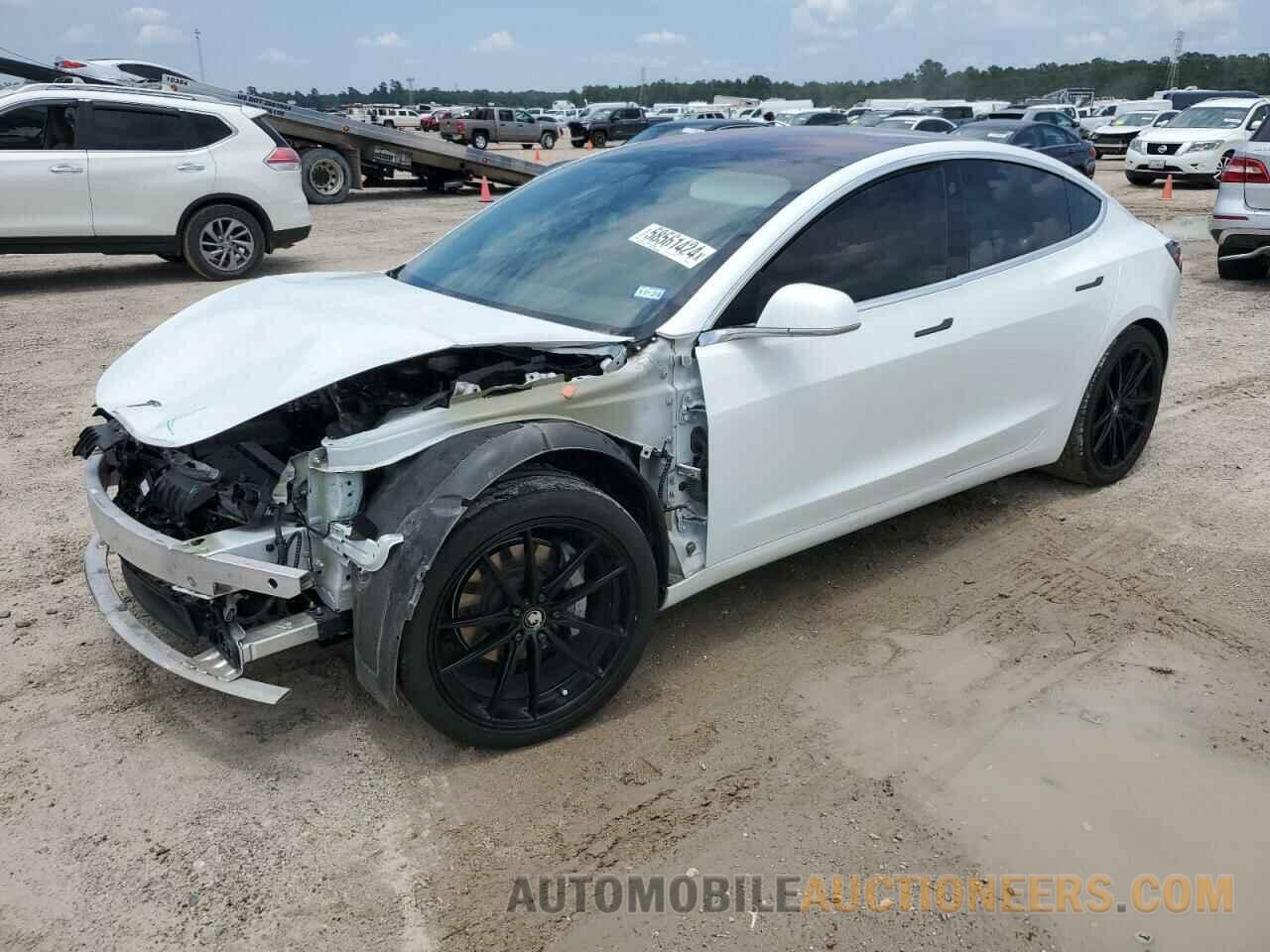 5YJ3E1EA3JF014838 TESLA MODEL 3 2018