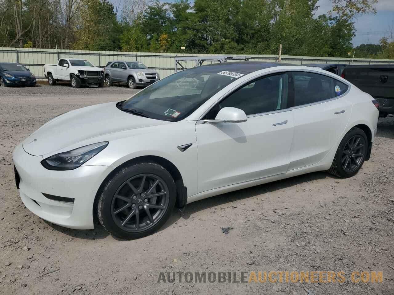 5YJ3E1EA3JF023068 TESLA MODEL 3 2018