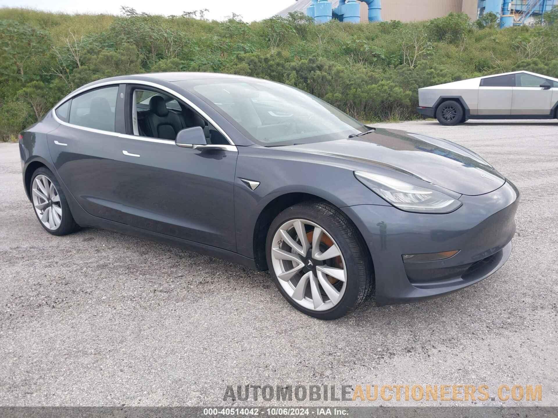 5YJ3E1EA3JF024219 TESLA MODEL 3 2018