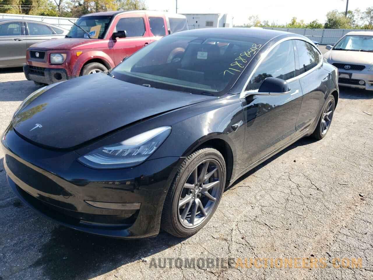 5YJ3E1EA3JF030389 TESLA MODEL 3 2018