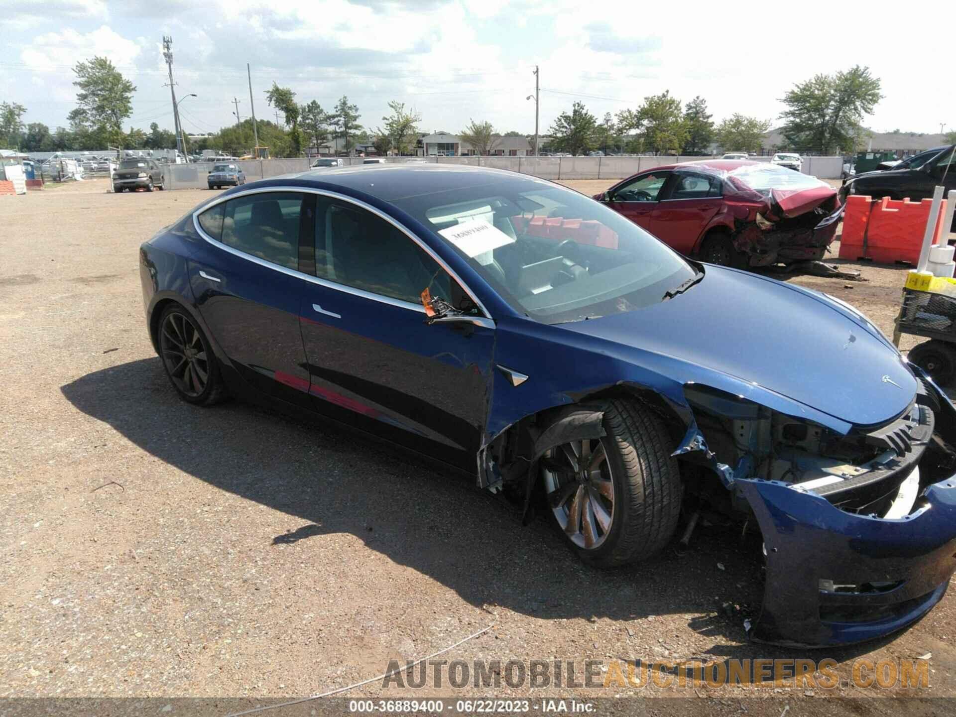 5YJ3E1EA3JF034569 TESLA MODEL 3 2018