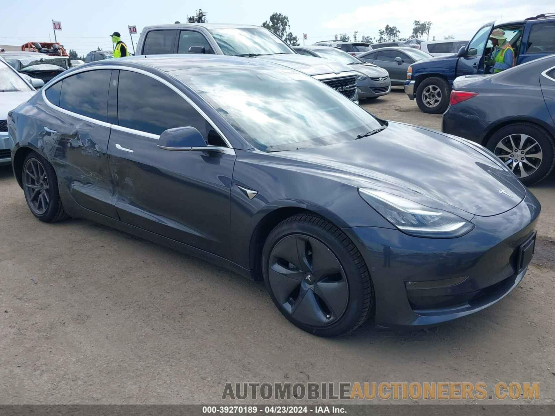 5YJ3E1EA3JF039917 TESLA MODEL 3 2018