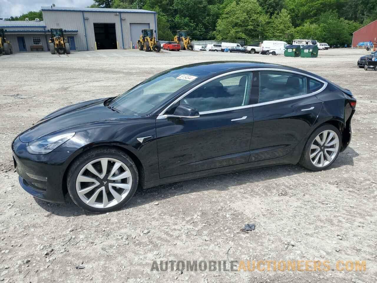 5YJ3E1EA3JF040470 TESLA MODEL 3 2018