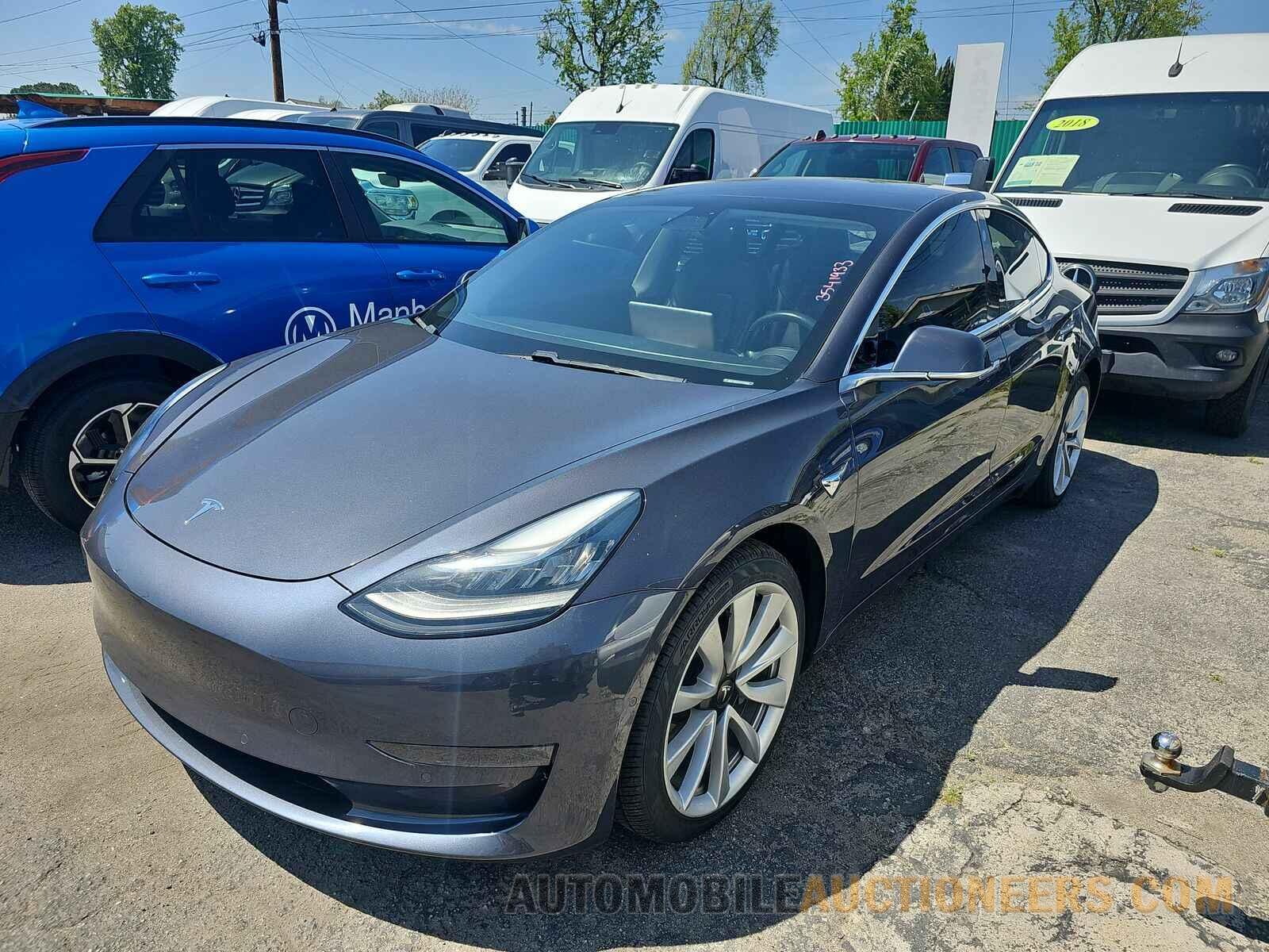 5YJ3E1EA3JF050299 Tesla Model 3 2018