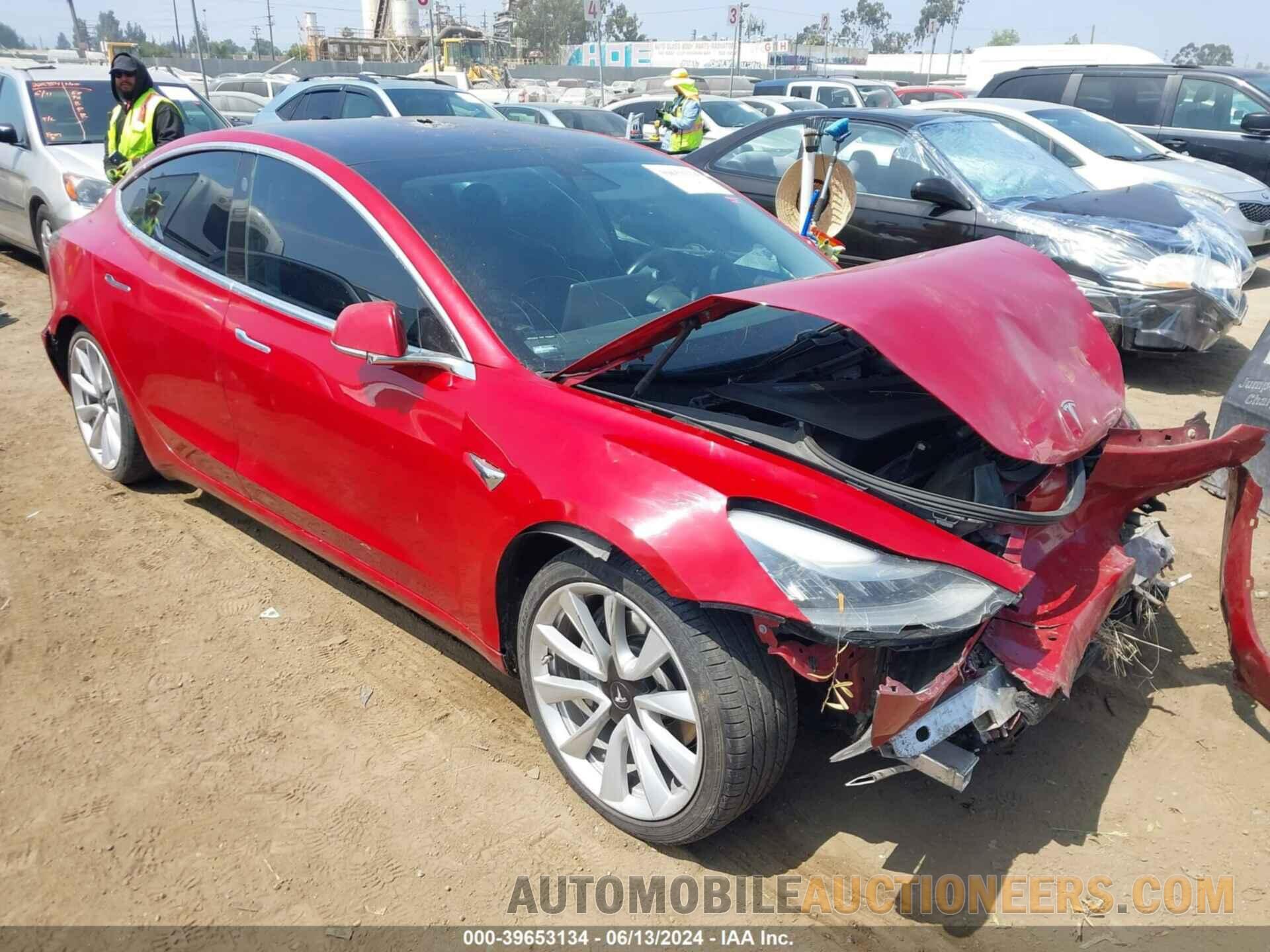 5YJ3E1EA3JF061500 TESLA MODEL 3 2018