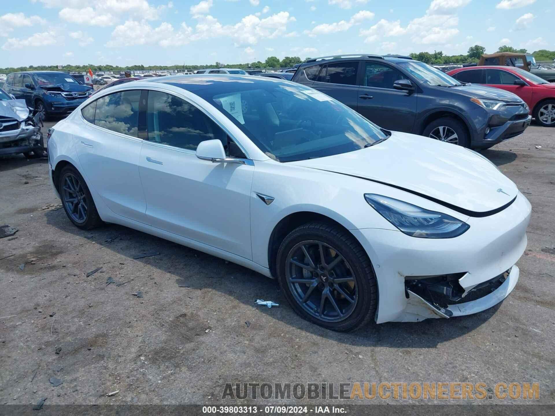 5YJ3E1EA3JF062758 TESLA MODEL 3 2018