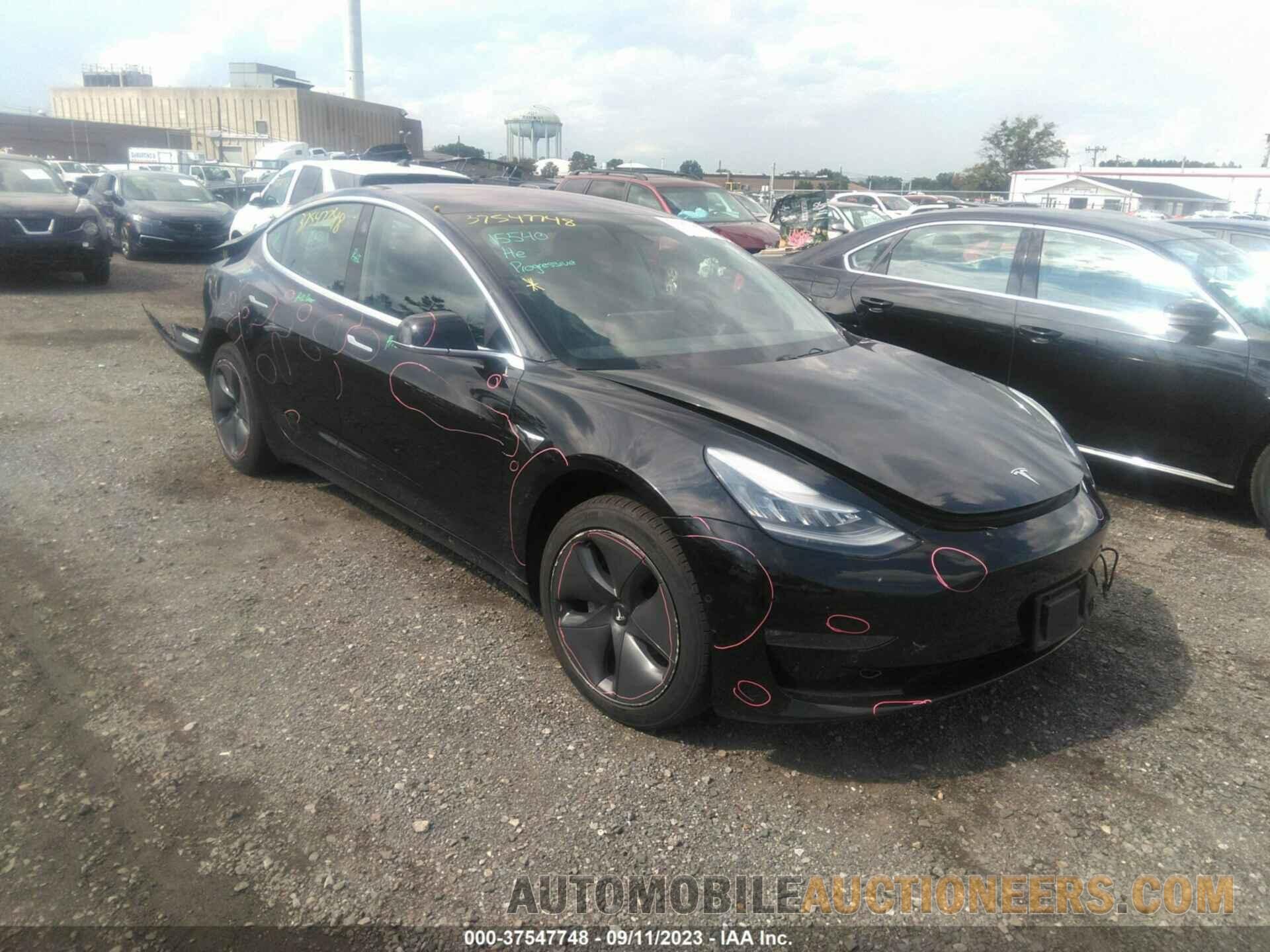 5YJ3E1EA3JF078457 TESLA MODEL 3 2018