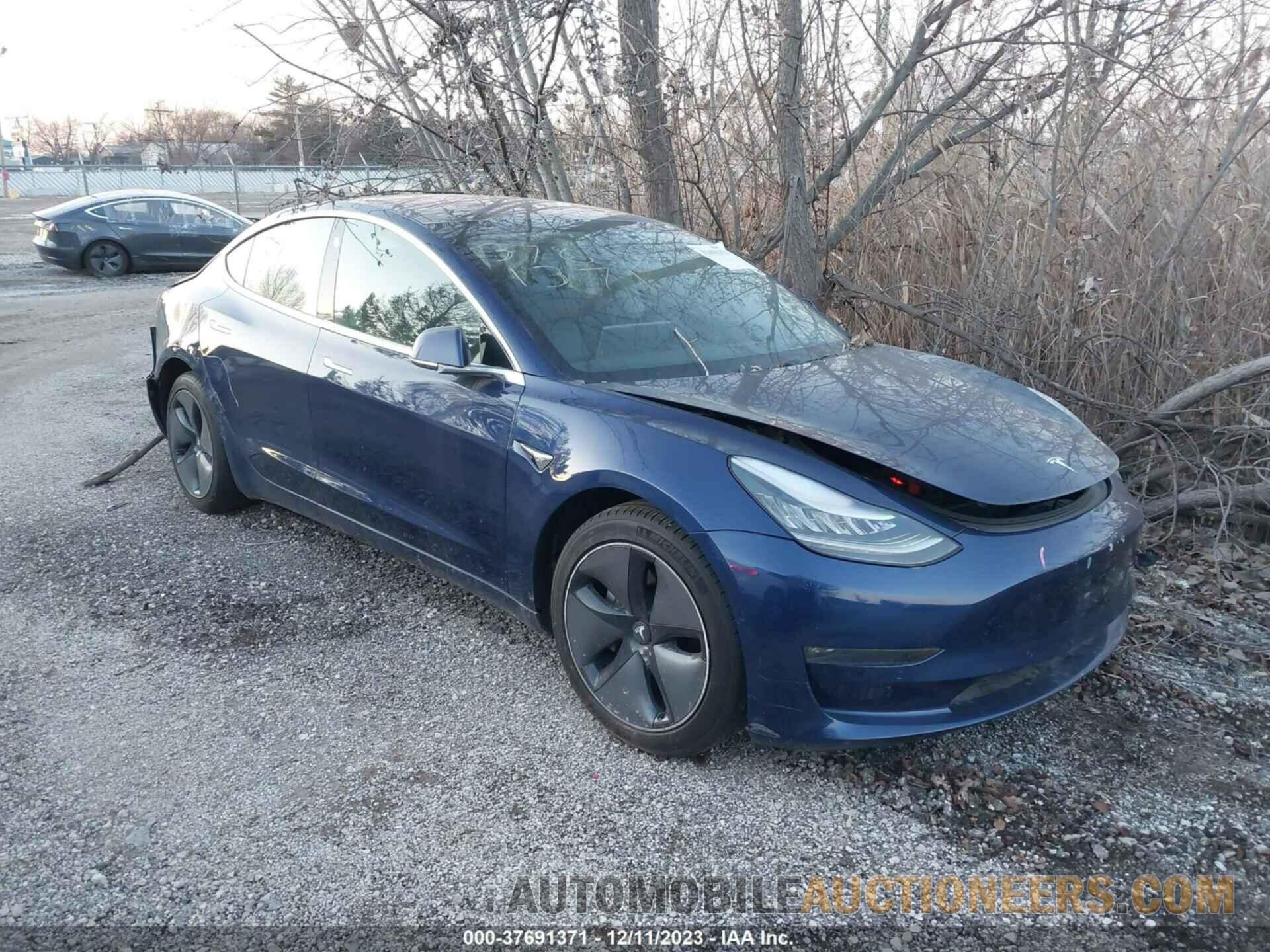 5YJ3E1EA3JF102692 TESLA MODEL 3 2018