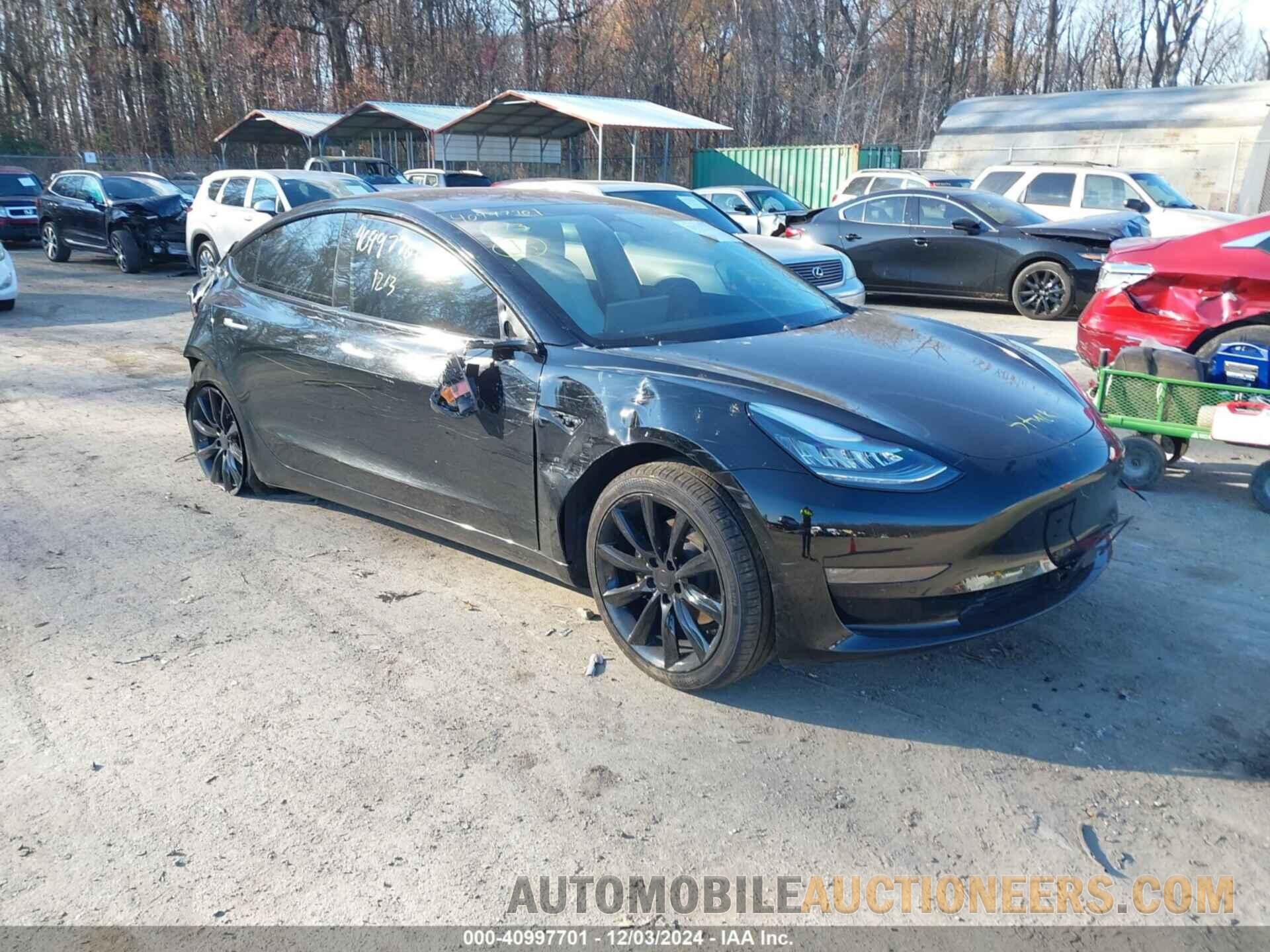 5YJ3E1EA3JF155859 TESLA MODEL 3 2018