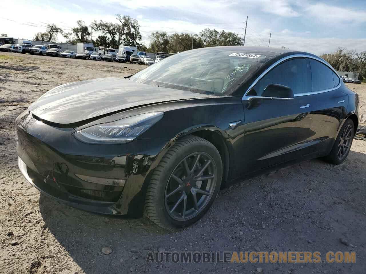 5YJ3E1EA3JF156302 TESLA MODEL 3 2018