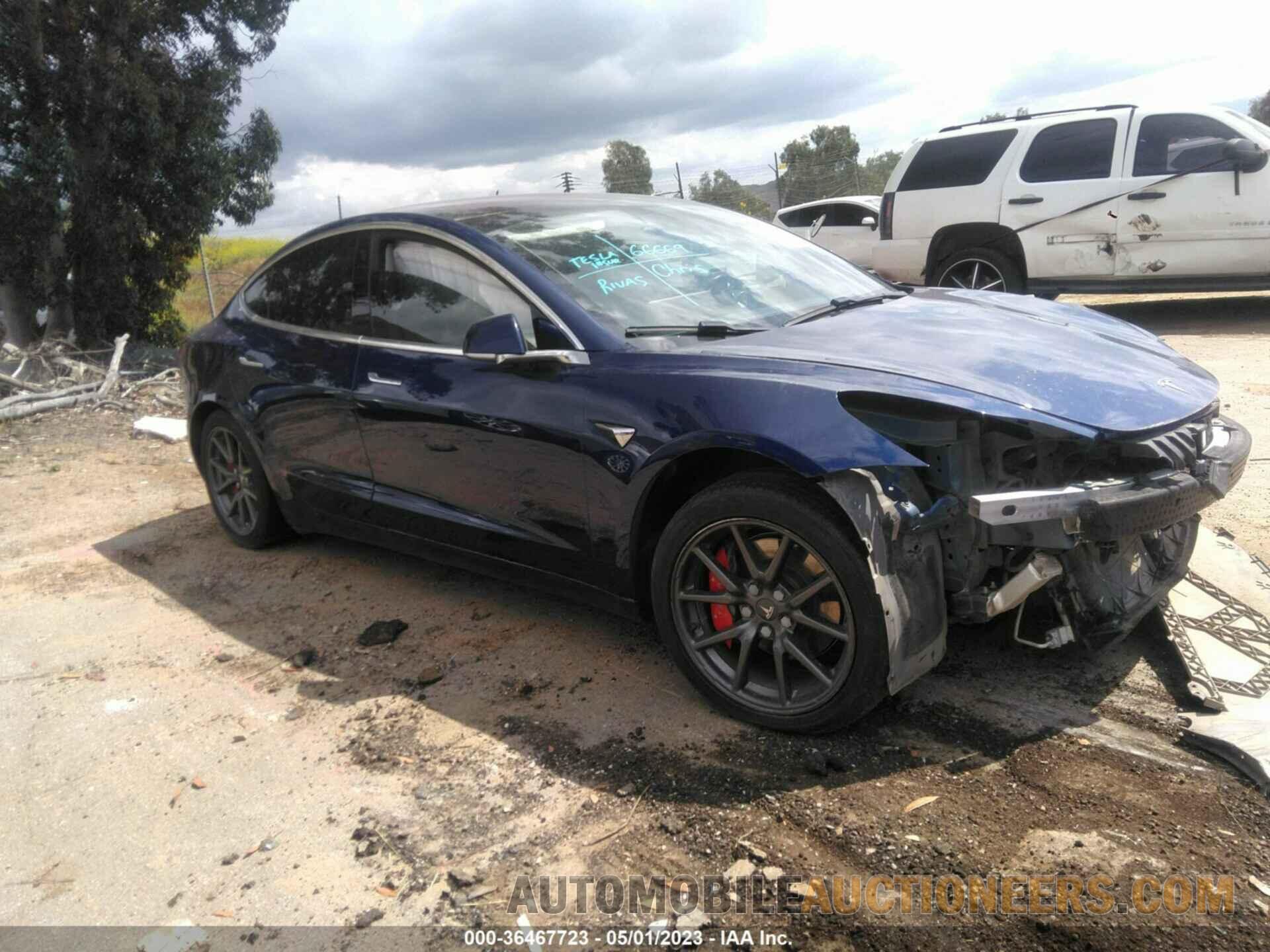 5YJ3E1EA3JF160348 TESLA MODEL 3 2018