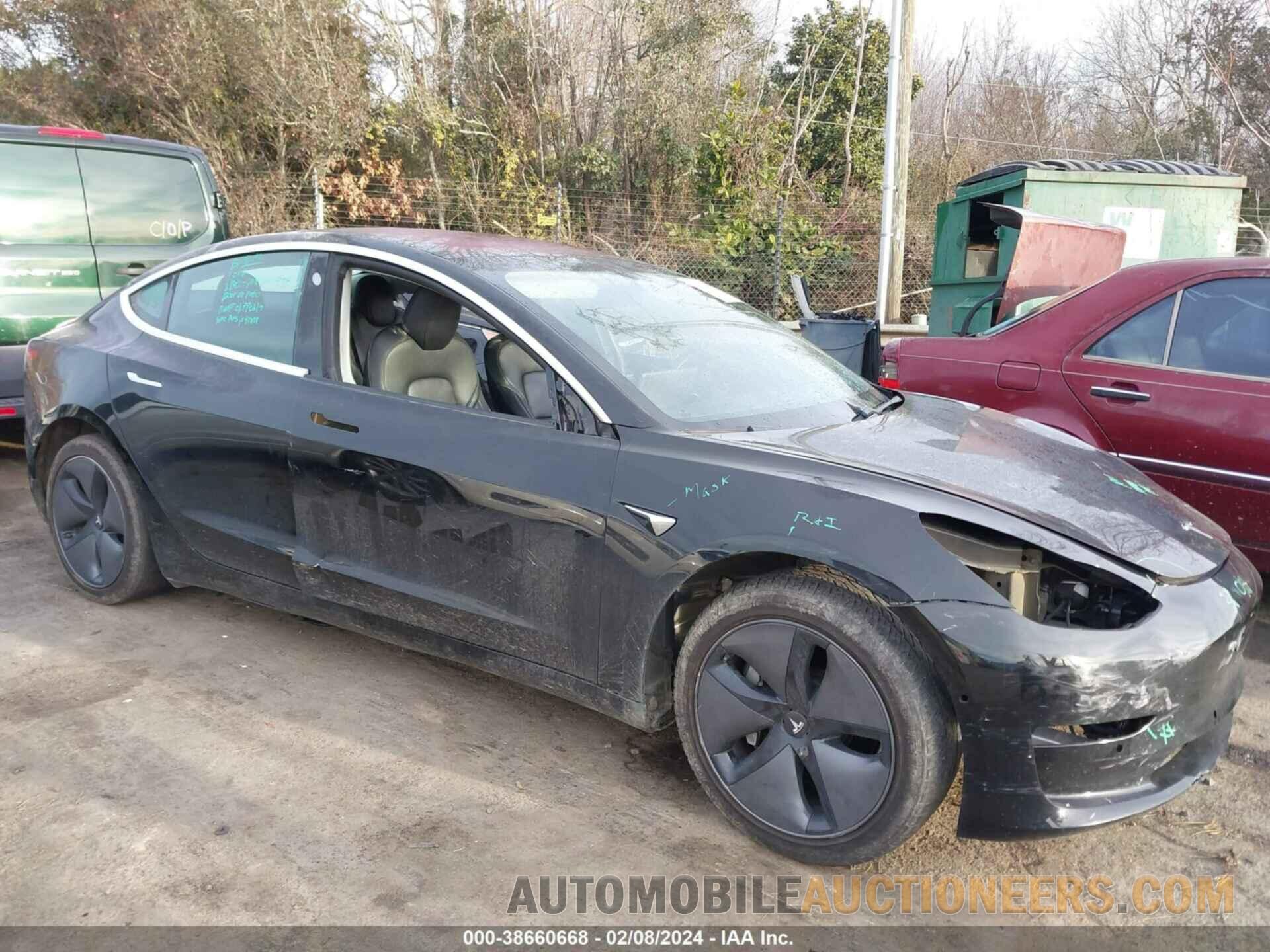 5YJ3E1EA3KF296657 TESLA MODEL 3 2019