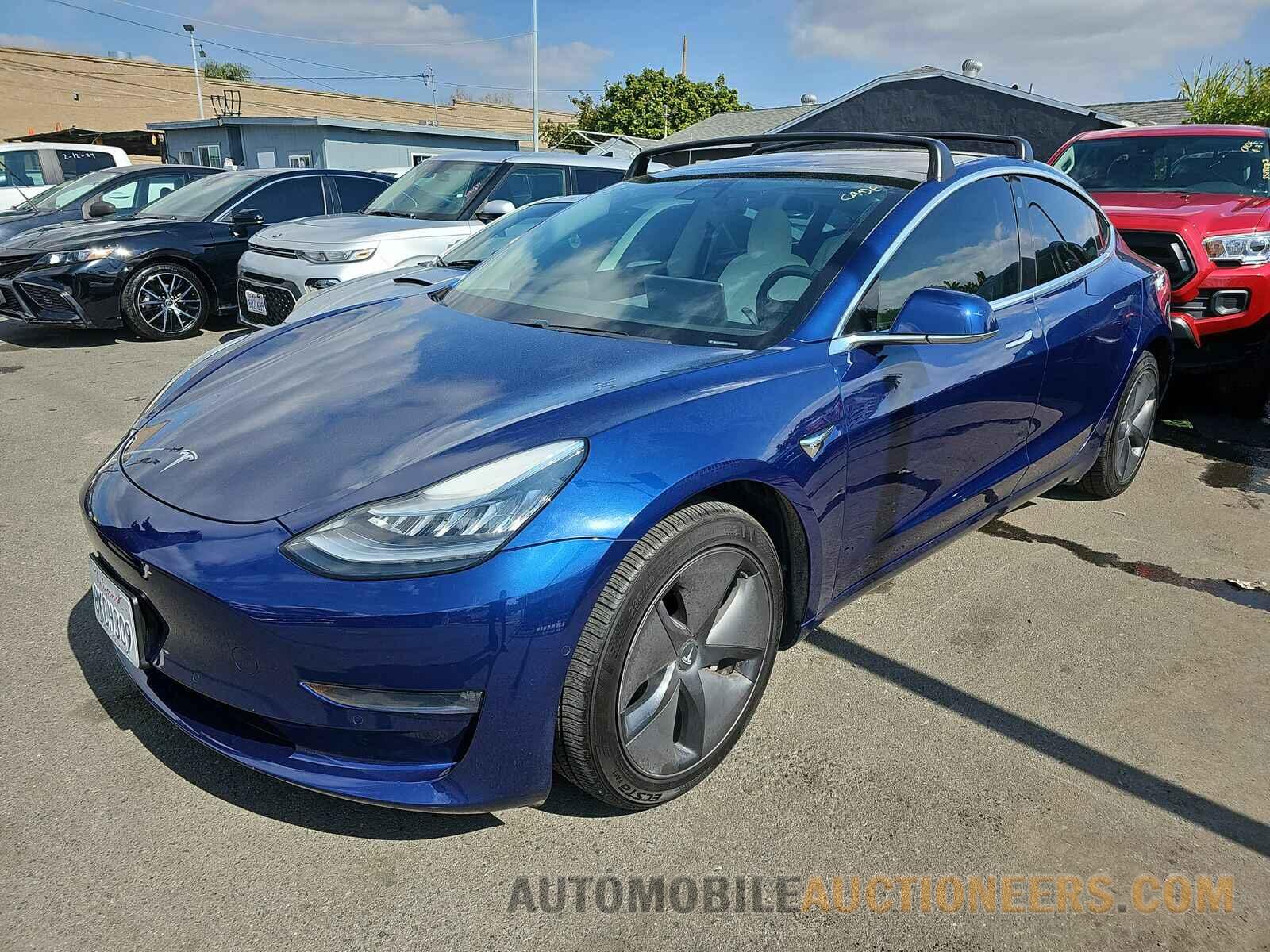 5YJ3E1EA3KF301968 Tesla Model 3 2019