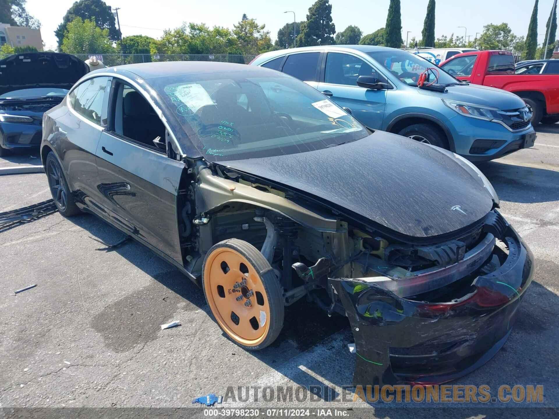 5YJ3E1EA3KF304546 TESLA MODEL 3 2019