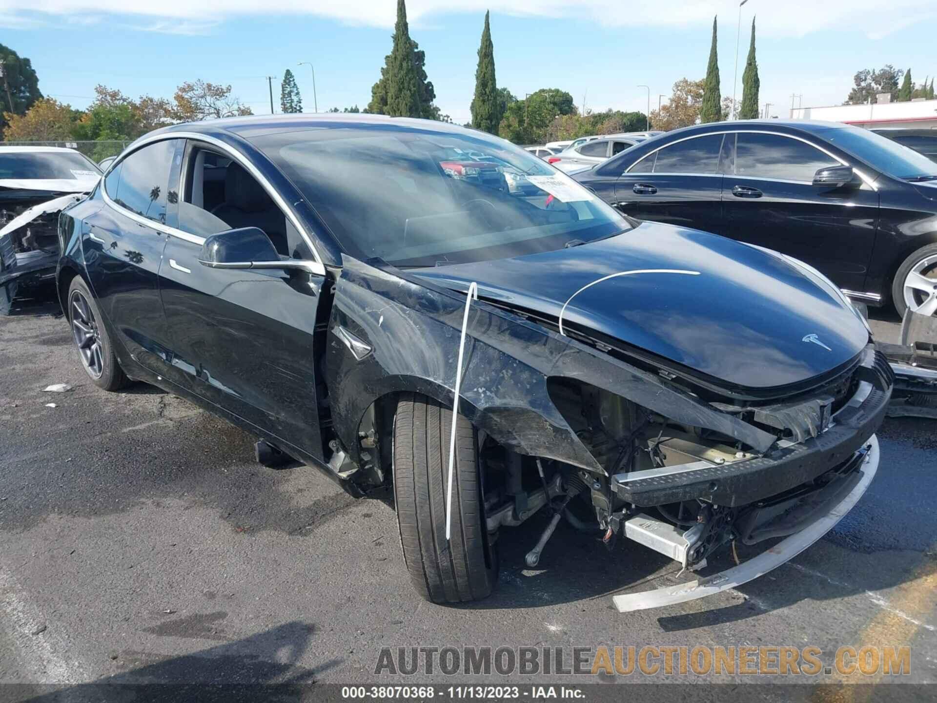 5YJ3E1EA3KF305681 TESLA MODEL 3 2019