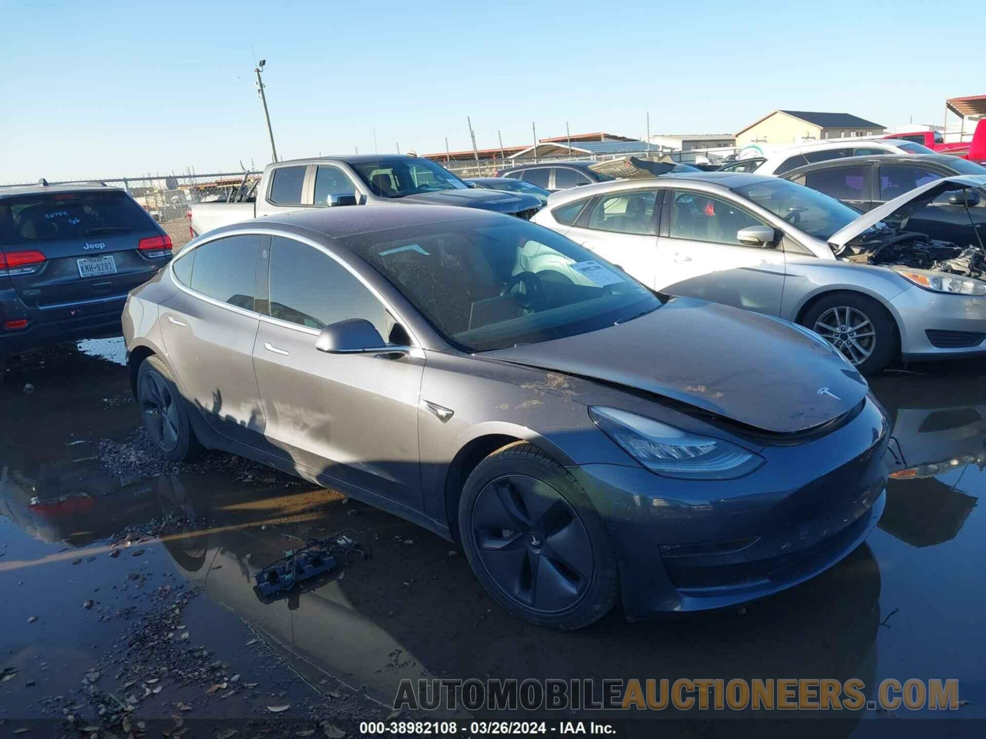 5YJ3E1EA3KF313506 TESLA MODEL 3 2019