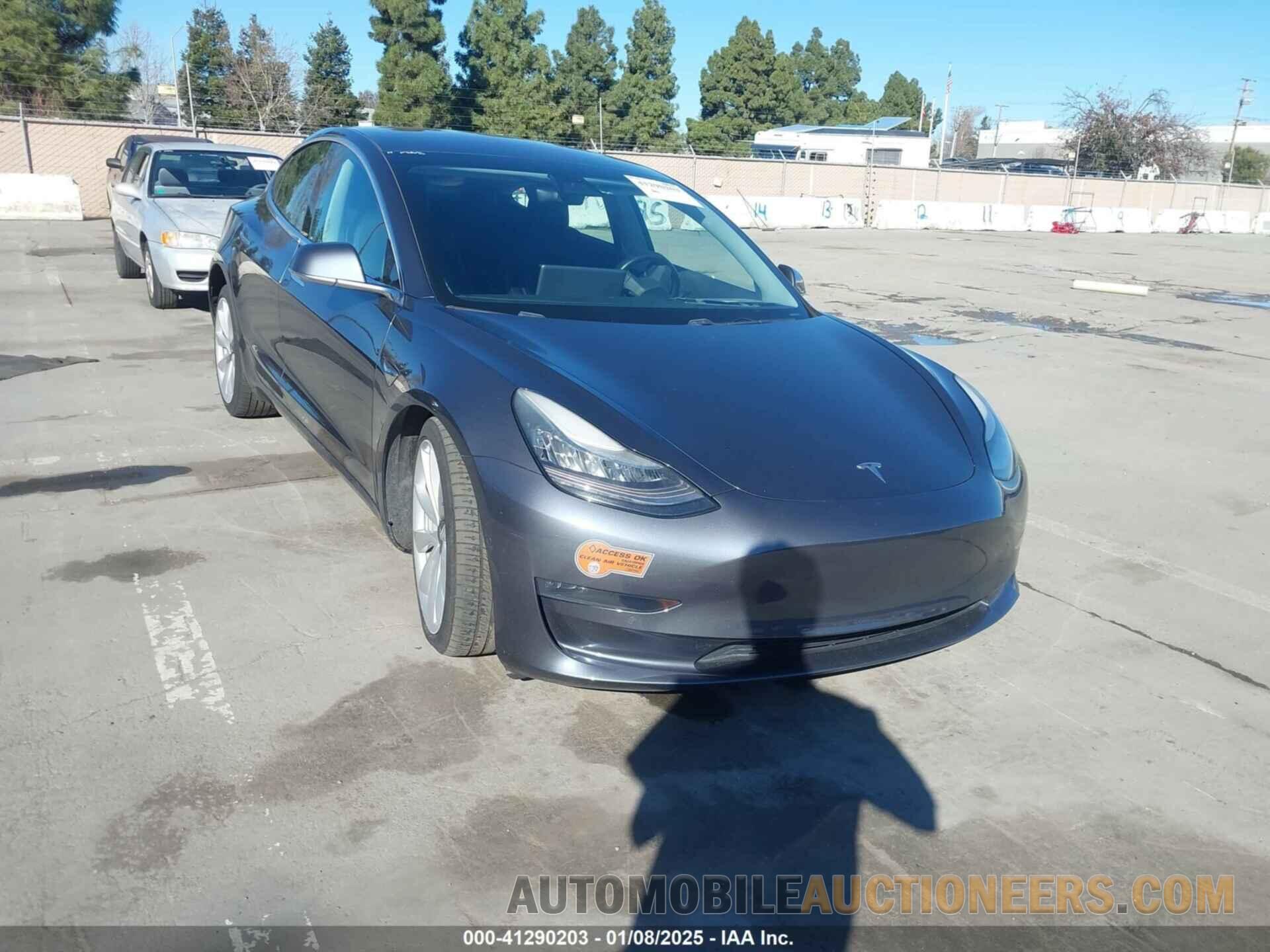 5YJ3E1EA3KF322500 TESLA MODEL 3 2019