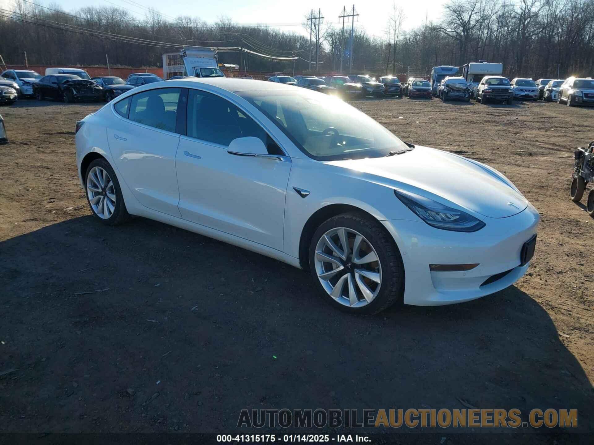 5YJ3E1EA3KF402525 TESLA MODEL 3 2019