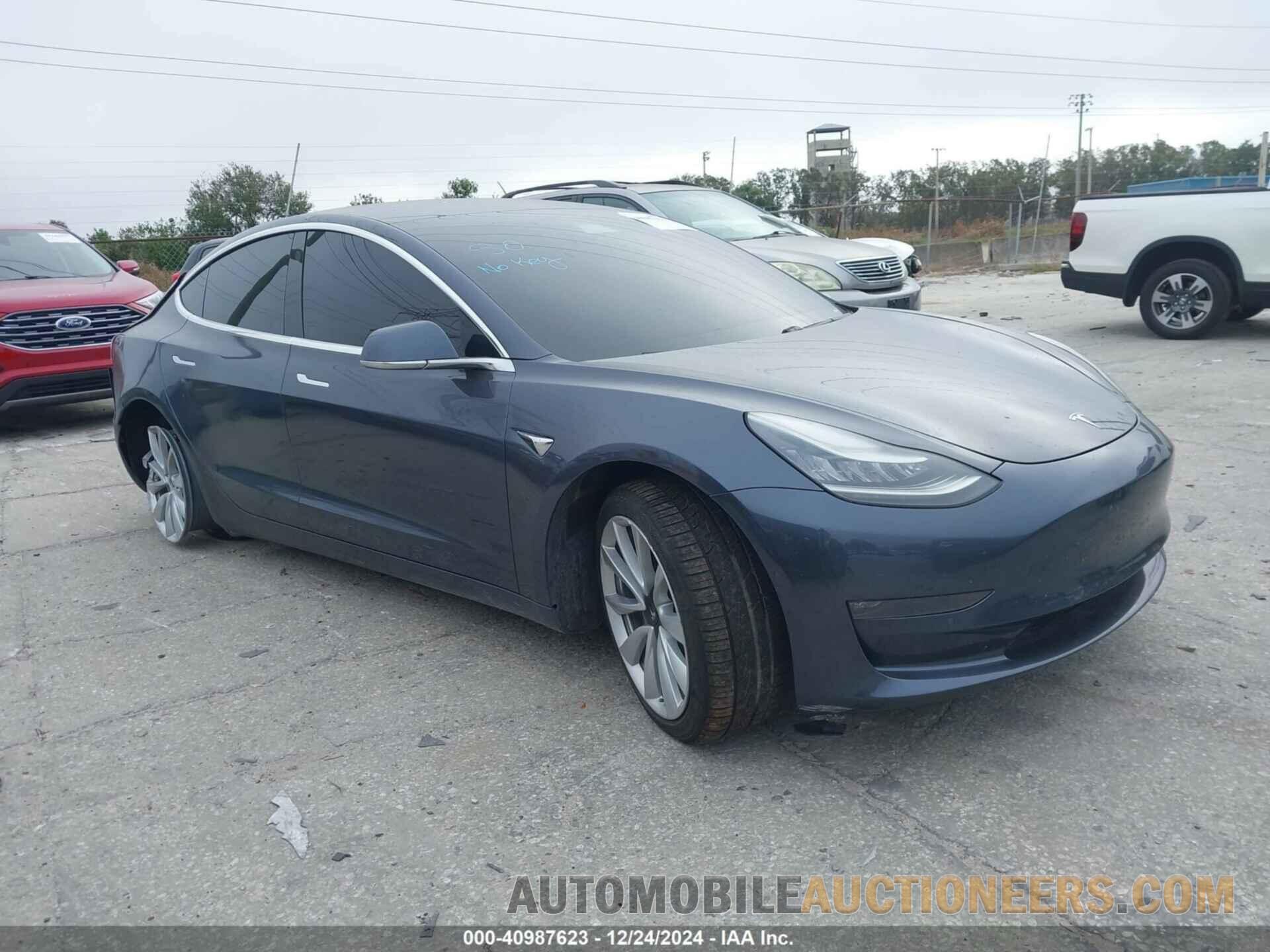 5YJ3E1EA3KF425397 TESLA MODEL 3 2019