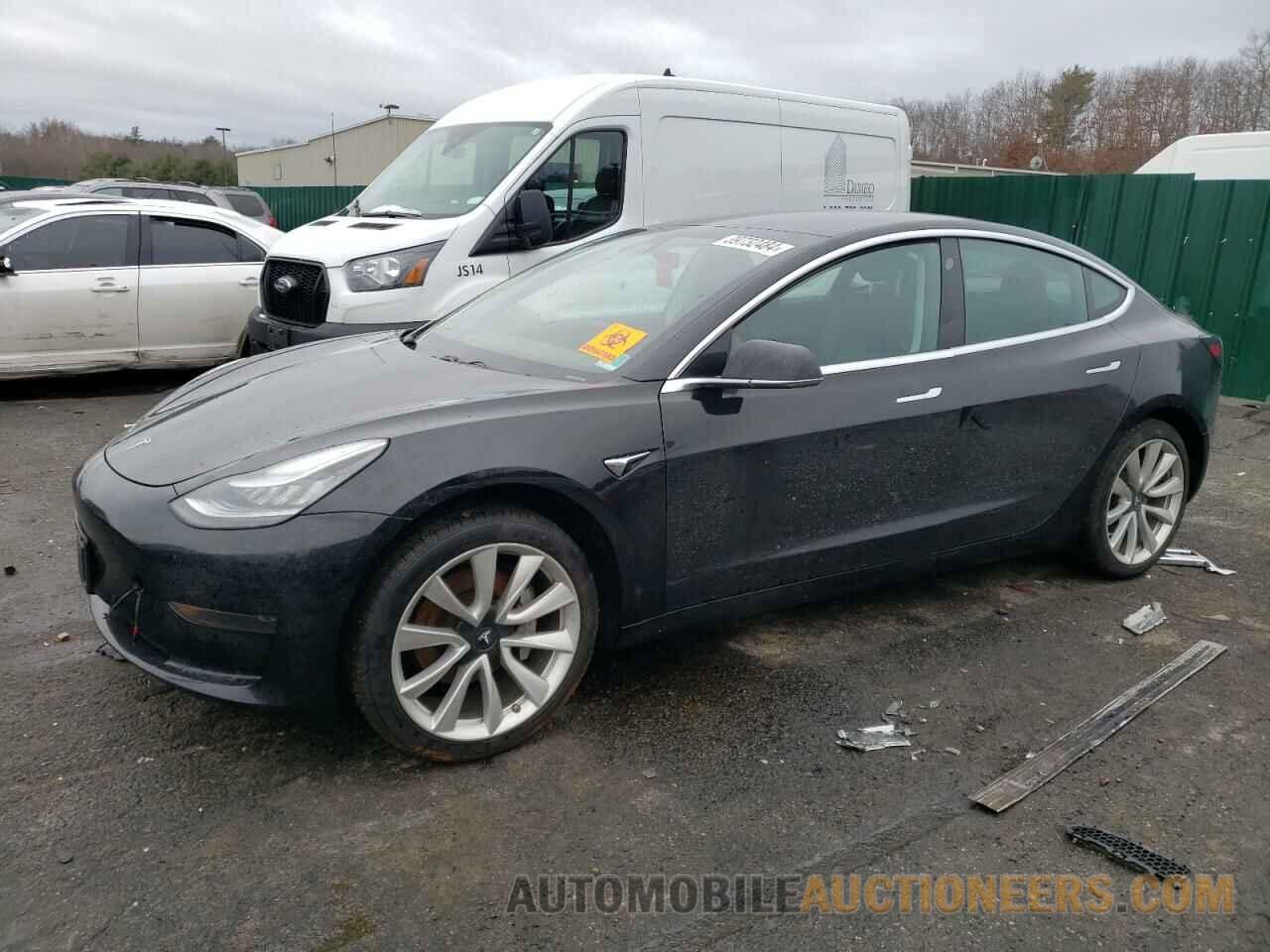 5YJ3E1EA3KF425495 TESLA MODEL 3 2019