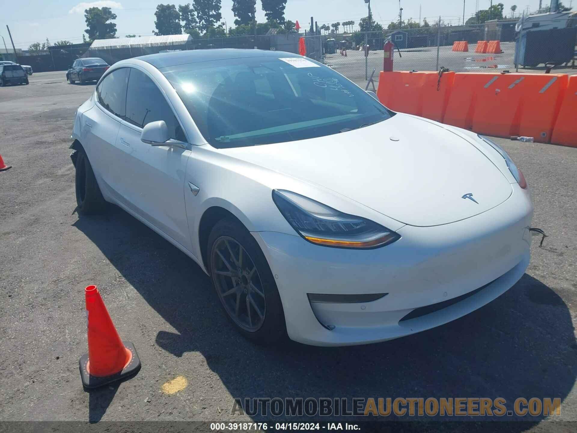 5YJ3E1EA3KF427246 TESLA MODEL 3 2019