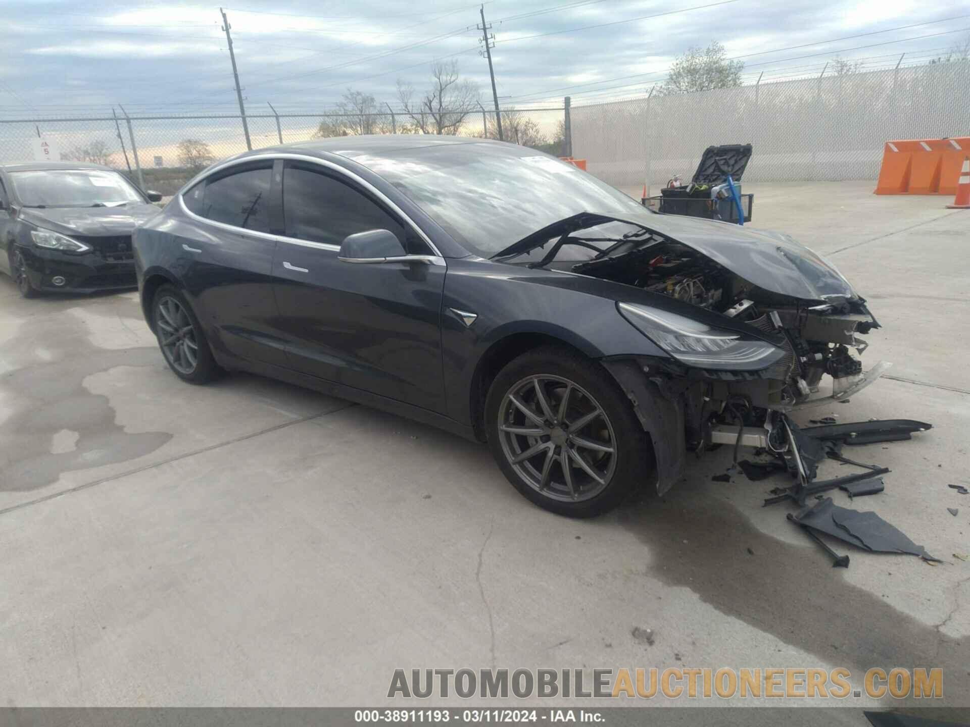 5YJ3E1EA3KF464197 TESLA MODEL 3 2019