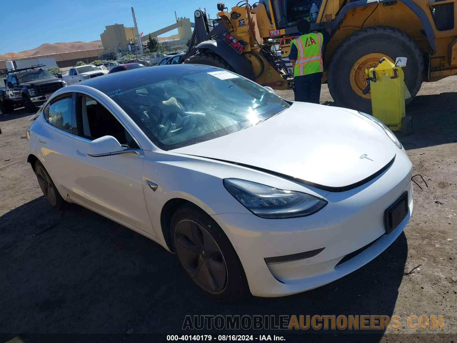 5YJ3E1EA3KF466807 TESLA MODEL 3 2019