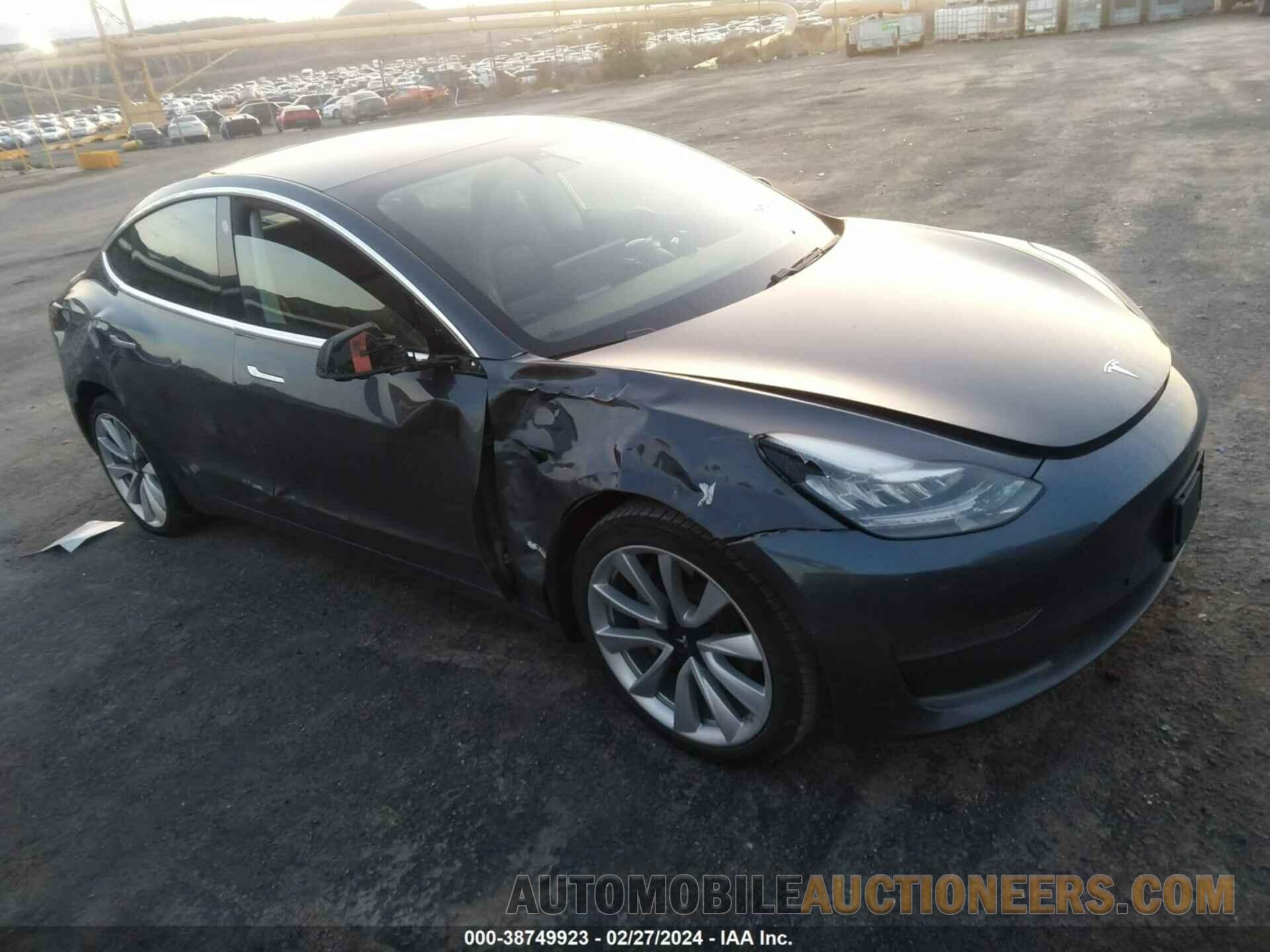 5YJ3E1EA3KF475927 TESLA MODEL 3 2019