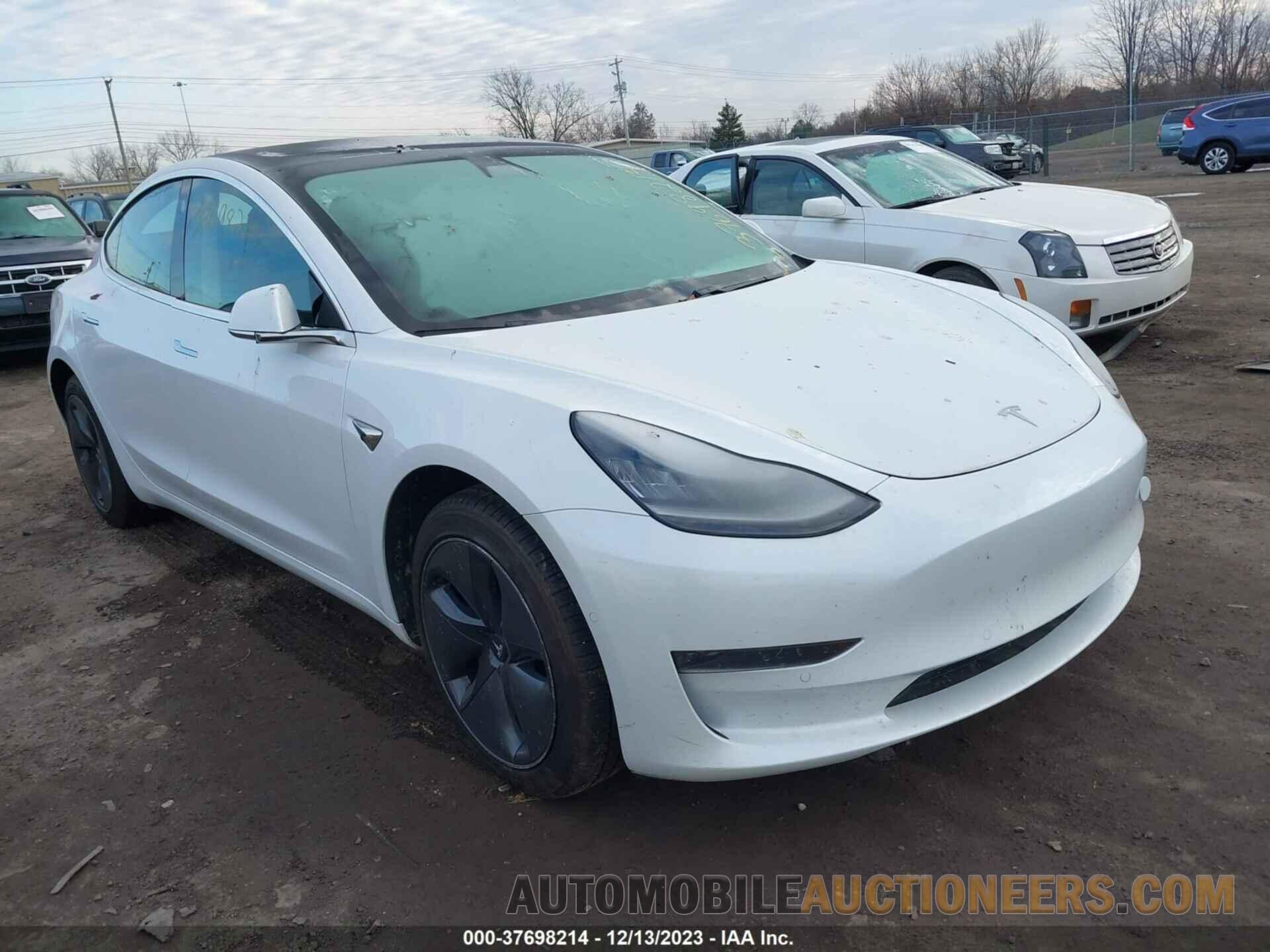 5YJ3E1EA3KF483624 TESLA MODEL 3 2019