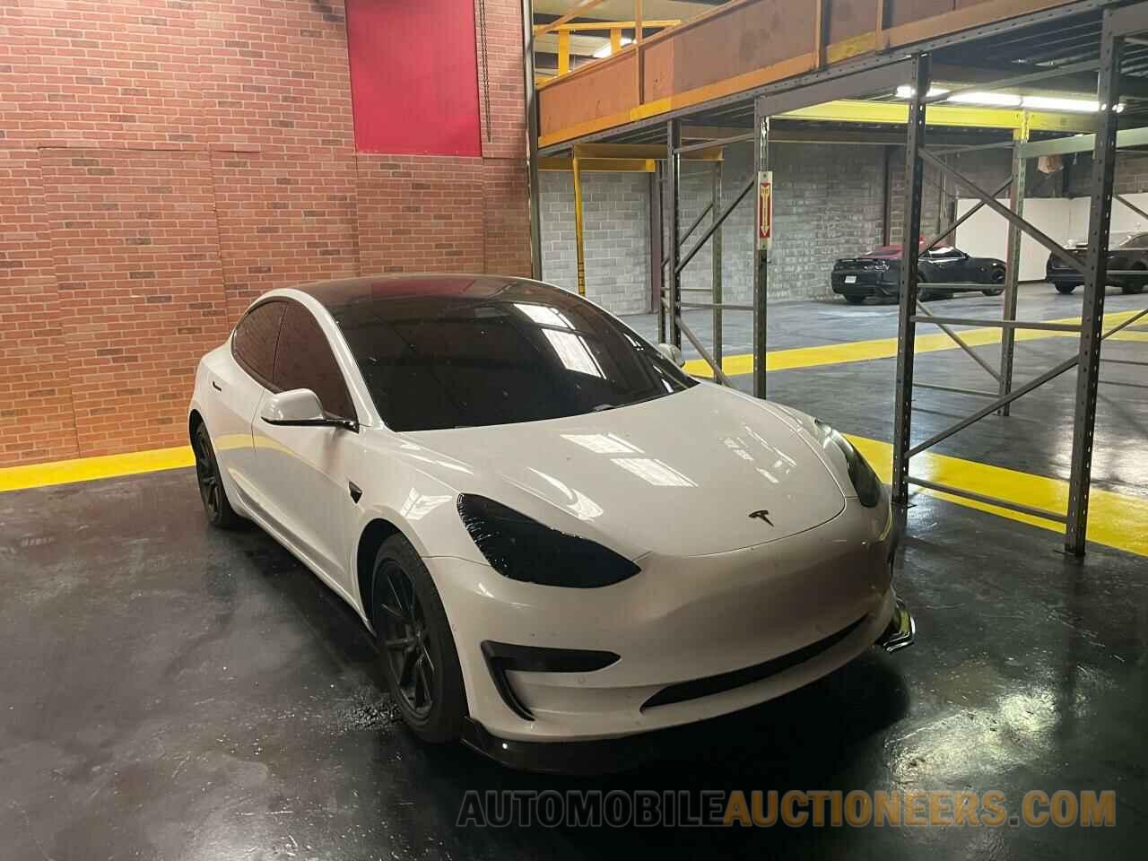 5YJ3E1EA3LF707203 TESLA MODEL 3 2020