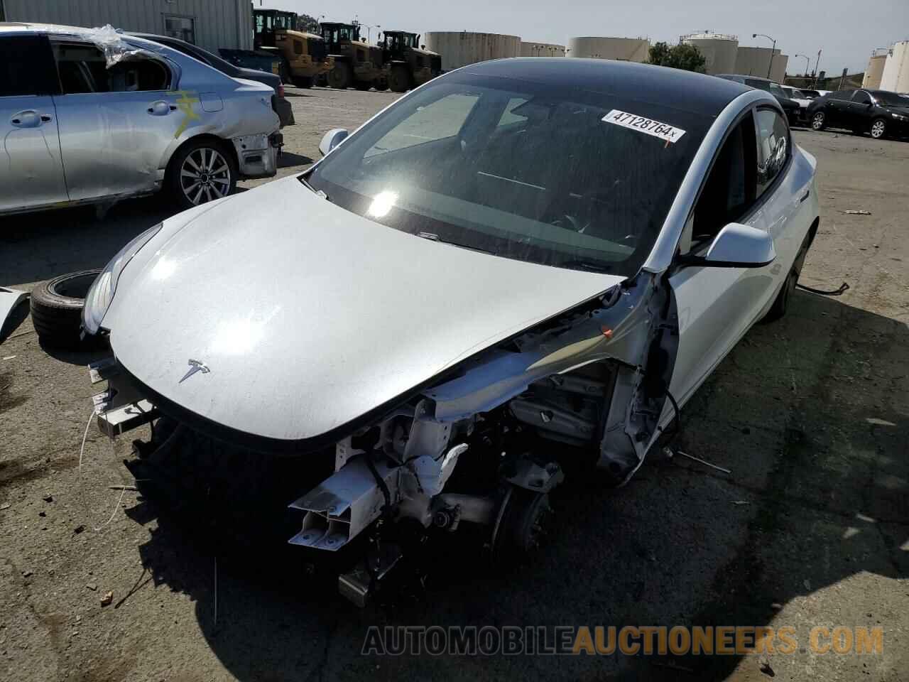 5YJ3E1EA3MF030462 TESLA MODEL 3 2021