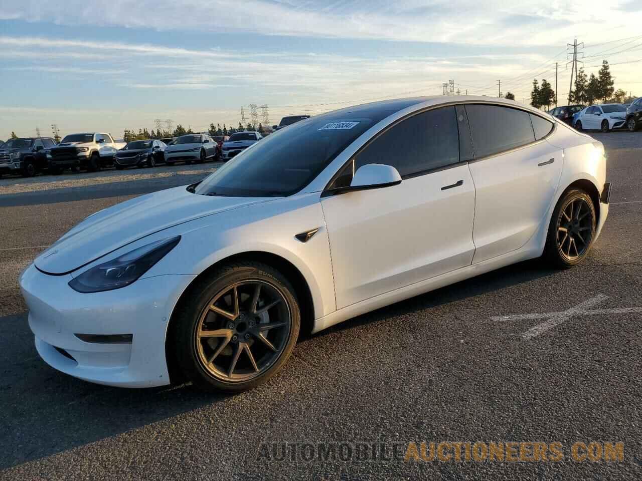 5YJ3E1EA3MF031644 TESLA MODEL 3 2021