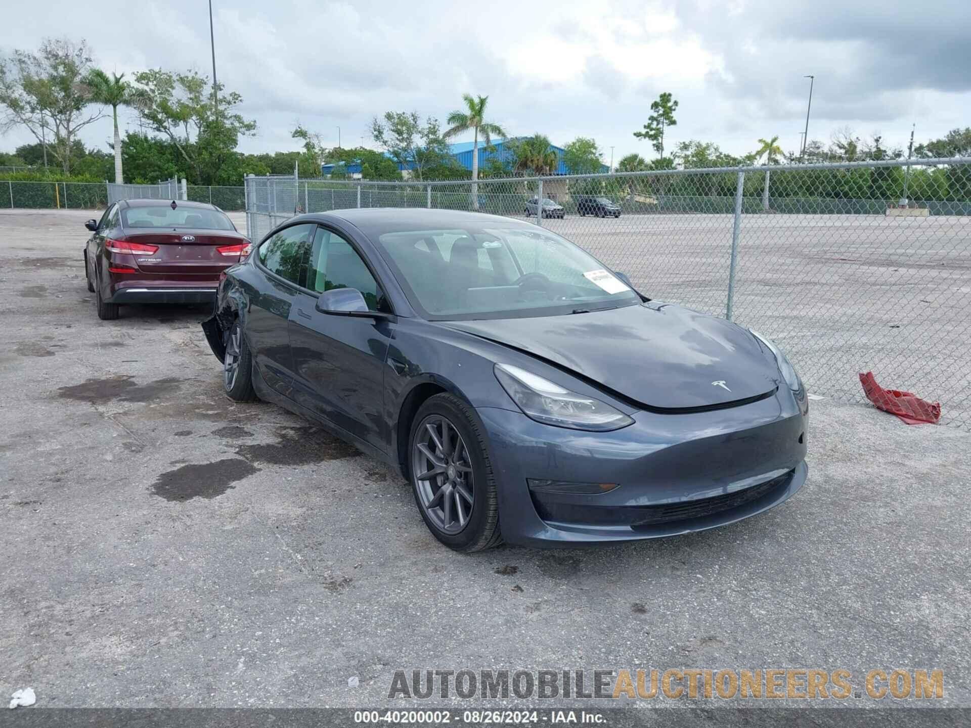 5YJ3E1EA3MF058374 TESLA MODEL 3 2021