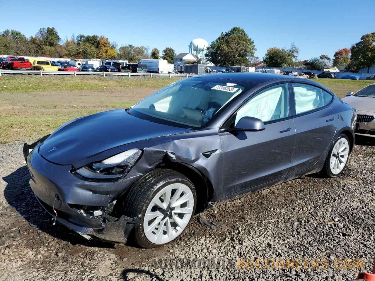 5YJ3E1EA3MF081492 TESLA MODEL 3 2021