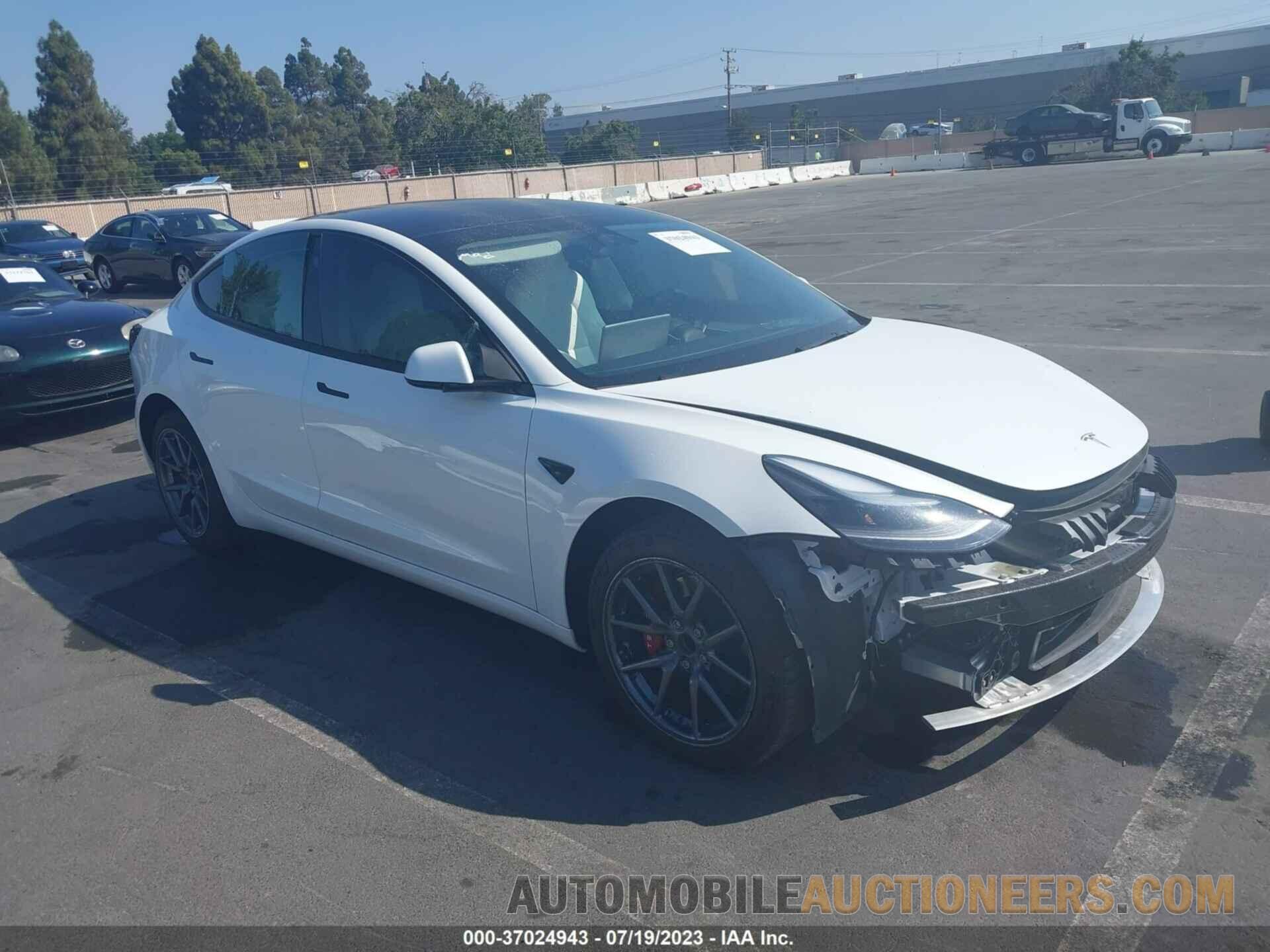 5YJ3E1EA3MF097370 TESLA MODEL 3 2021