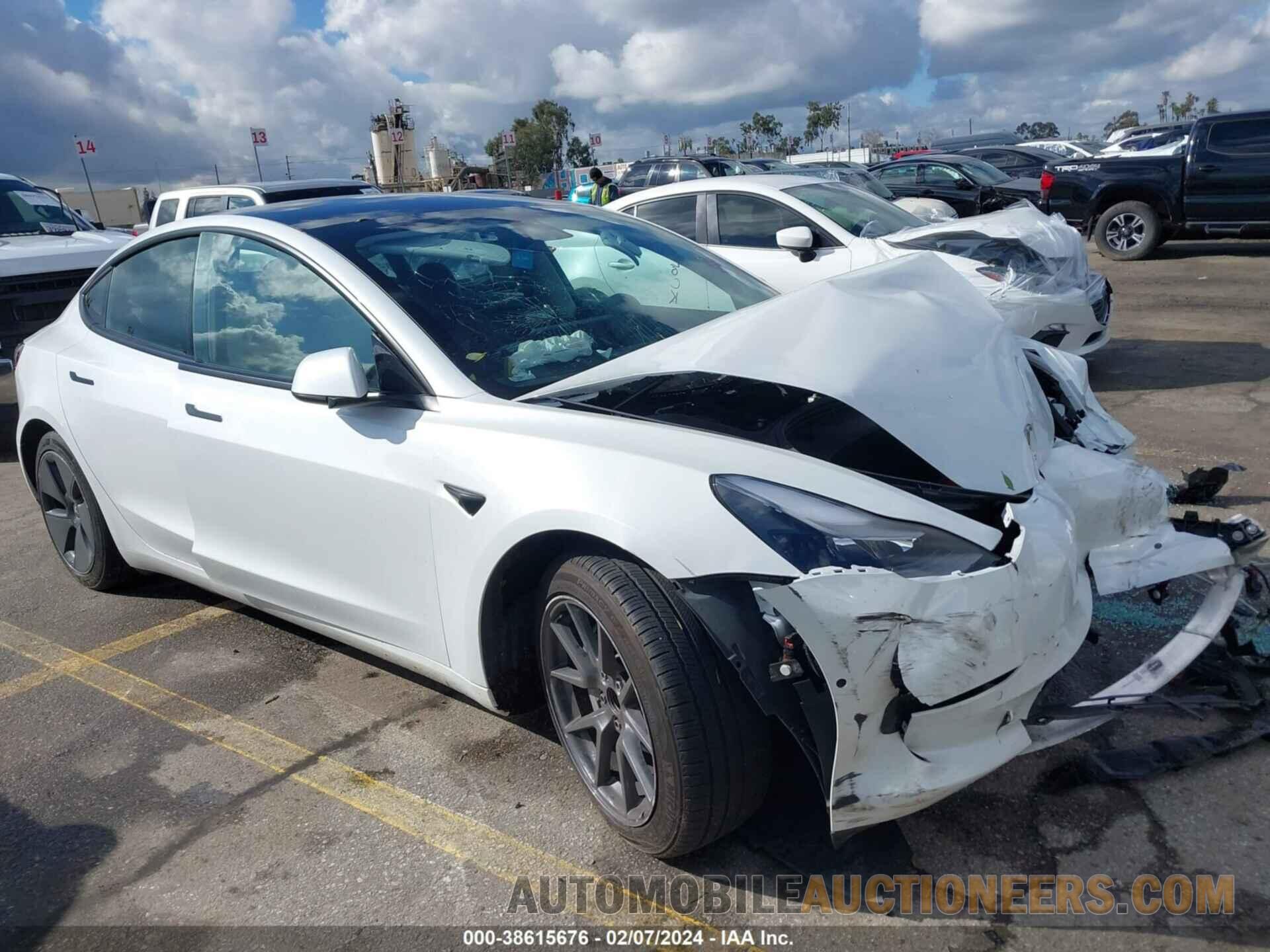 5YJ3E1EA3MF867390 TESLA MODEL 3 2021