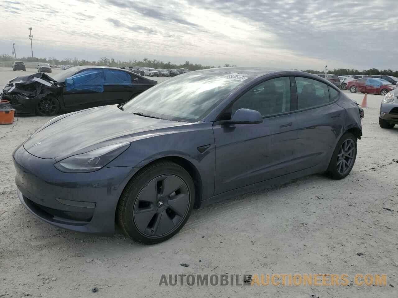 5YJ3E1EA3MF907256 TESLA MODEL 3 2021