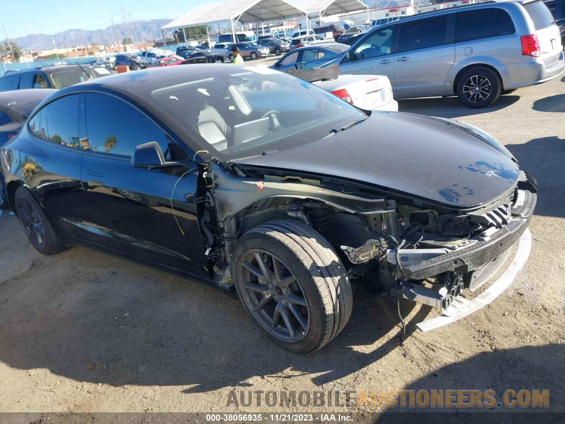 5YJ3E1EA3MF940015 TESLA MODEL 3 2021