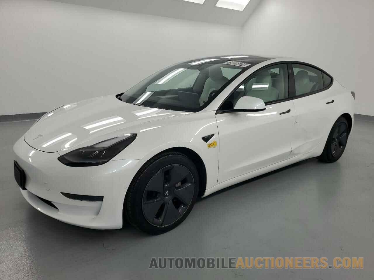 5YJ3E1EA3MF973208 TESLA MODEL 3 2021