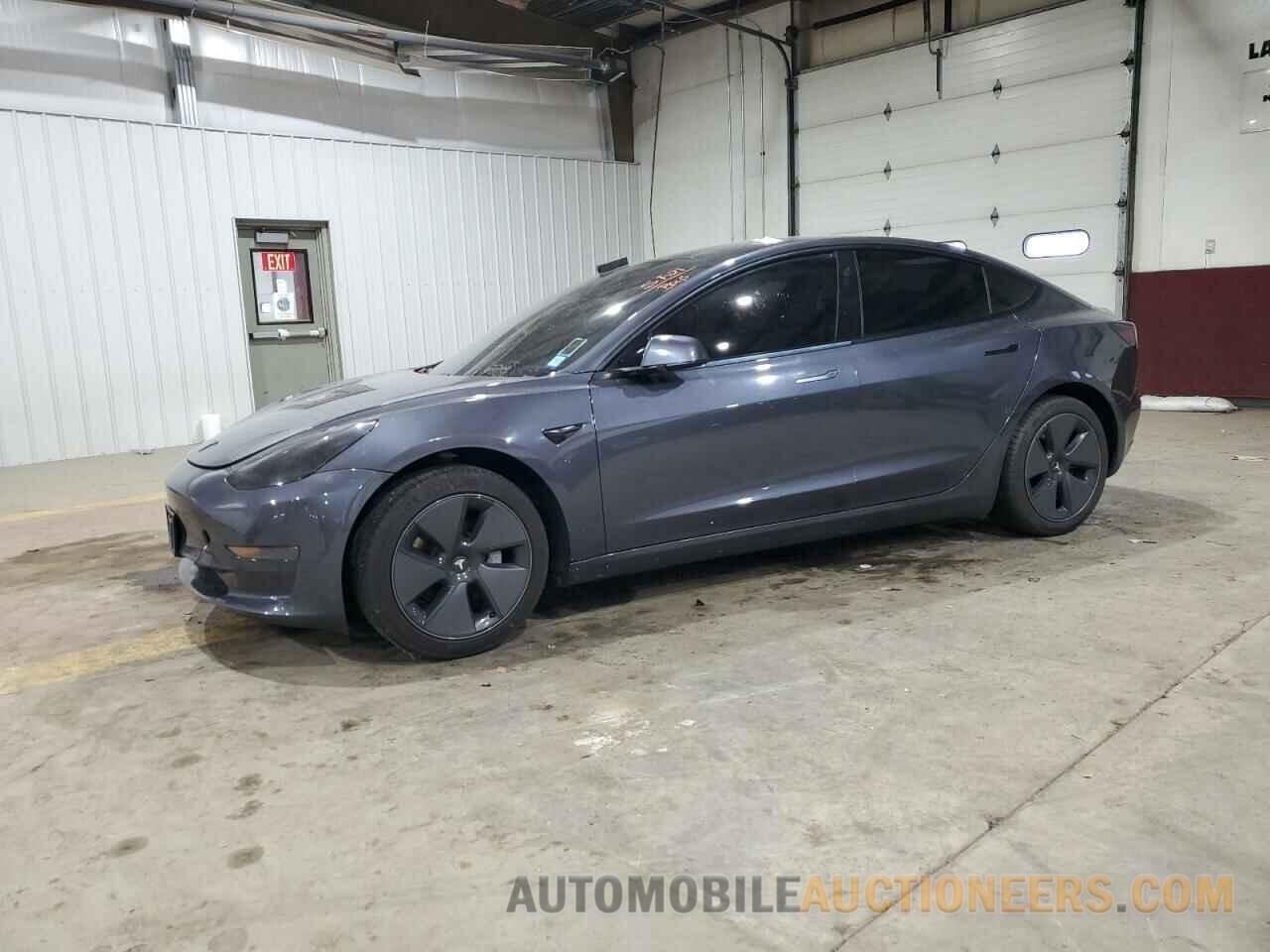 5YJ3E1EA3MF981048 TESLA MODEL 3 2021