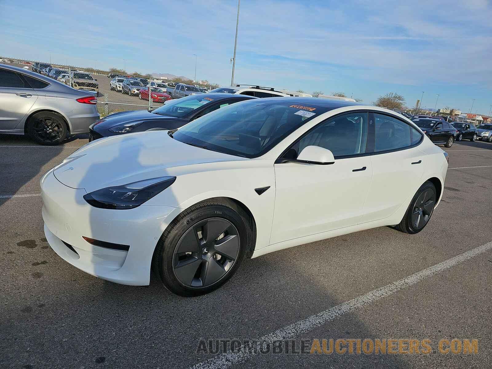 5YJ3E1EA3NF111432 Tesla Model 3 2022