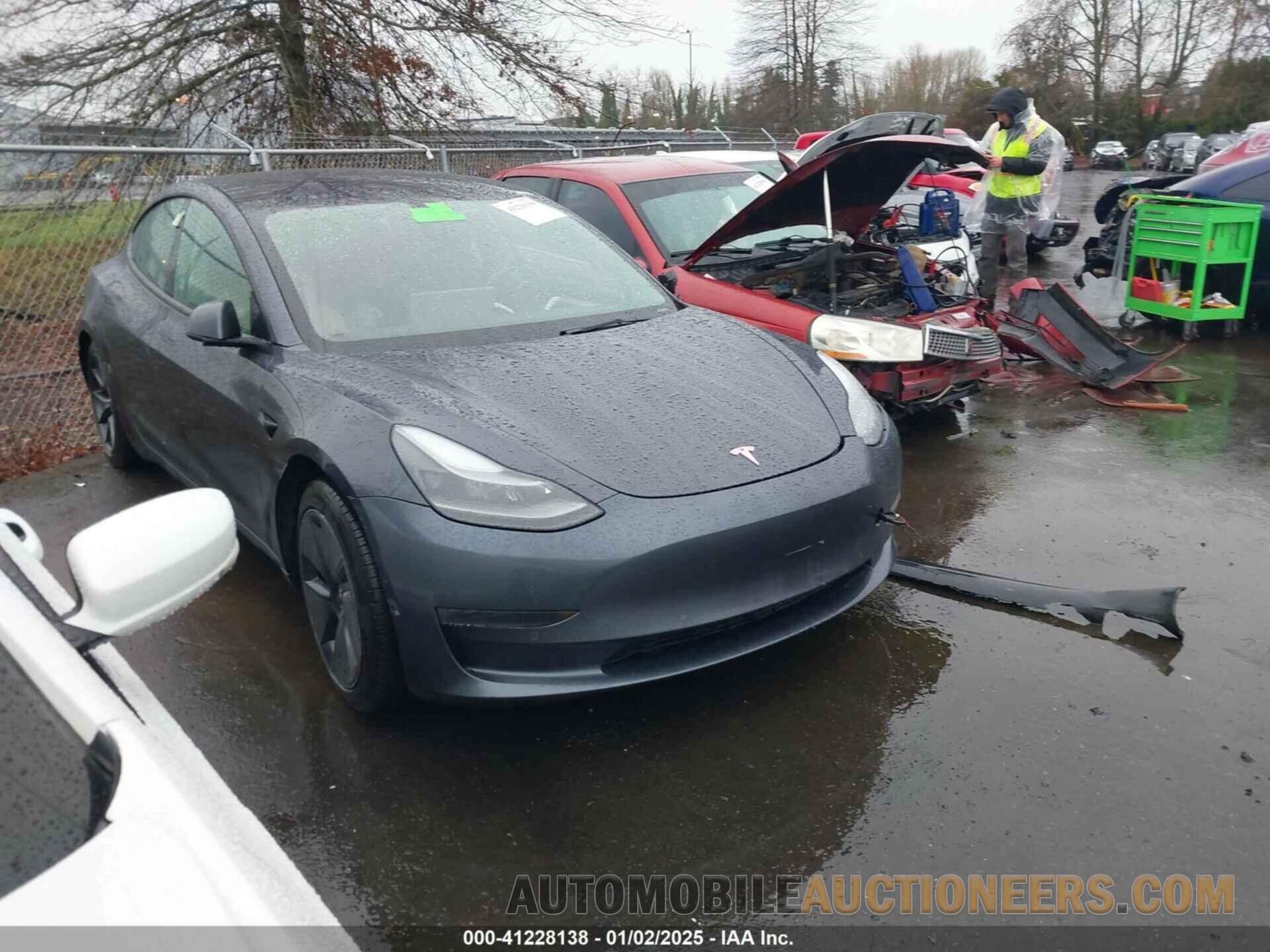 5YJ3E1EA3NF142714 TESLA MODEL 3 2022