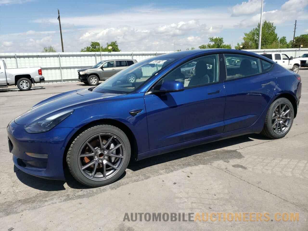 5YJ3E1EA3NF187135 TESLA MODEL 3 2022