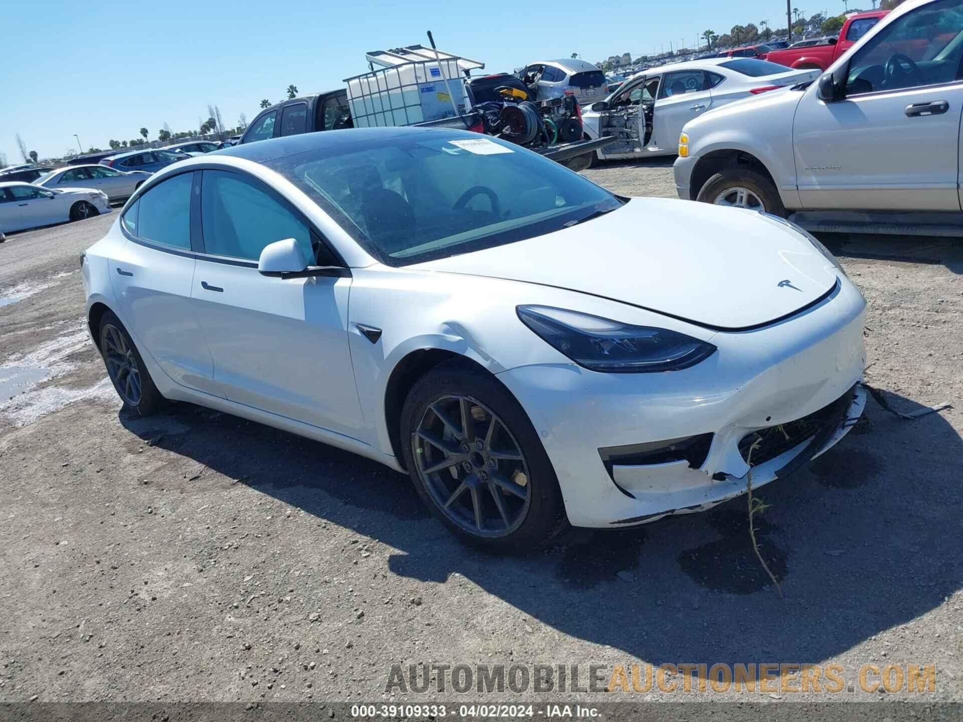 5YJ3E1EA3NF212812 TESLA MODEL 3 2022