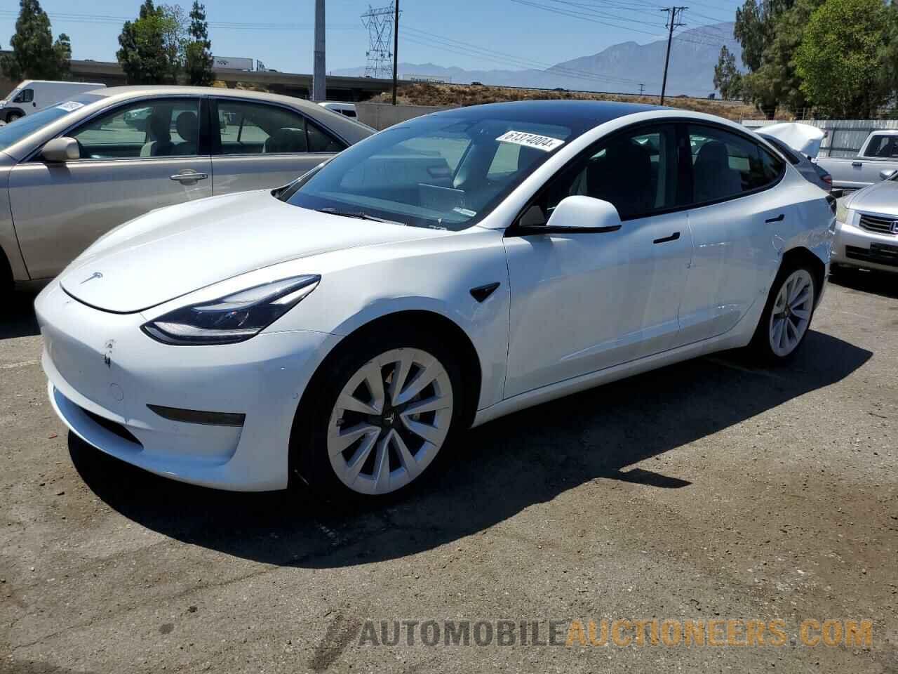 5YJ3E1EA3NF365643 TESLA MODEL 3 2022