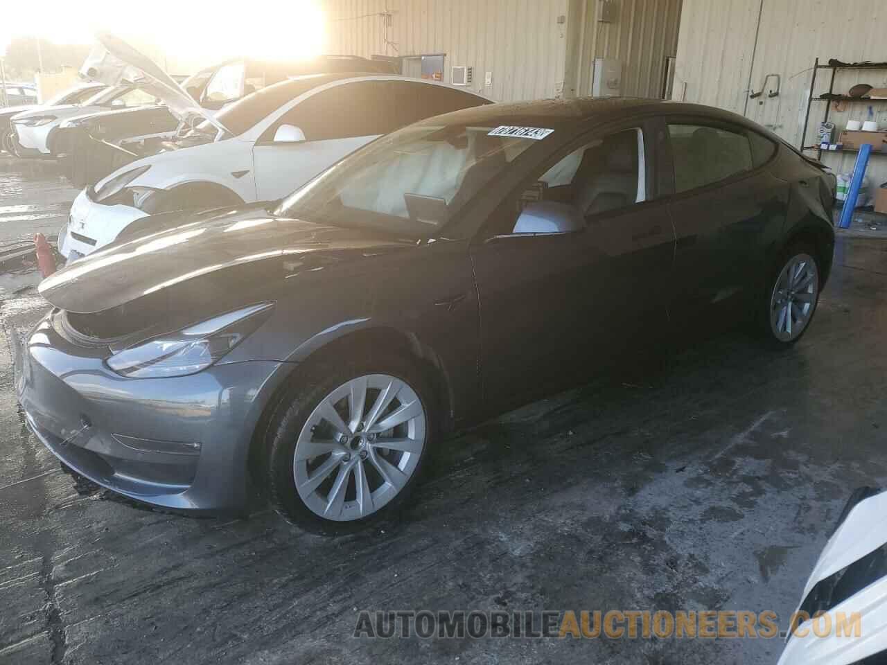 5YJ3E1EA3NF369353 TESLA MODEL 3 2022