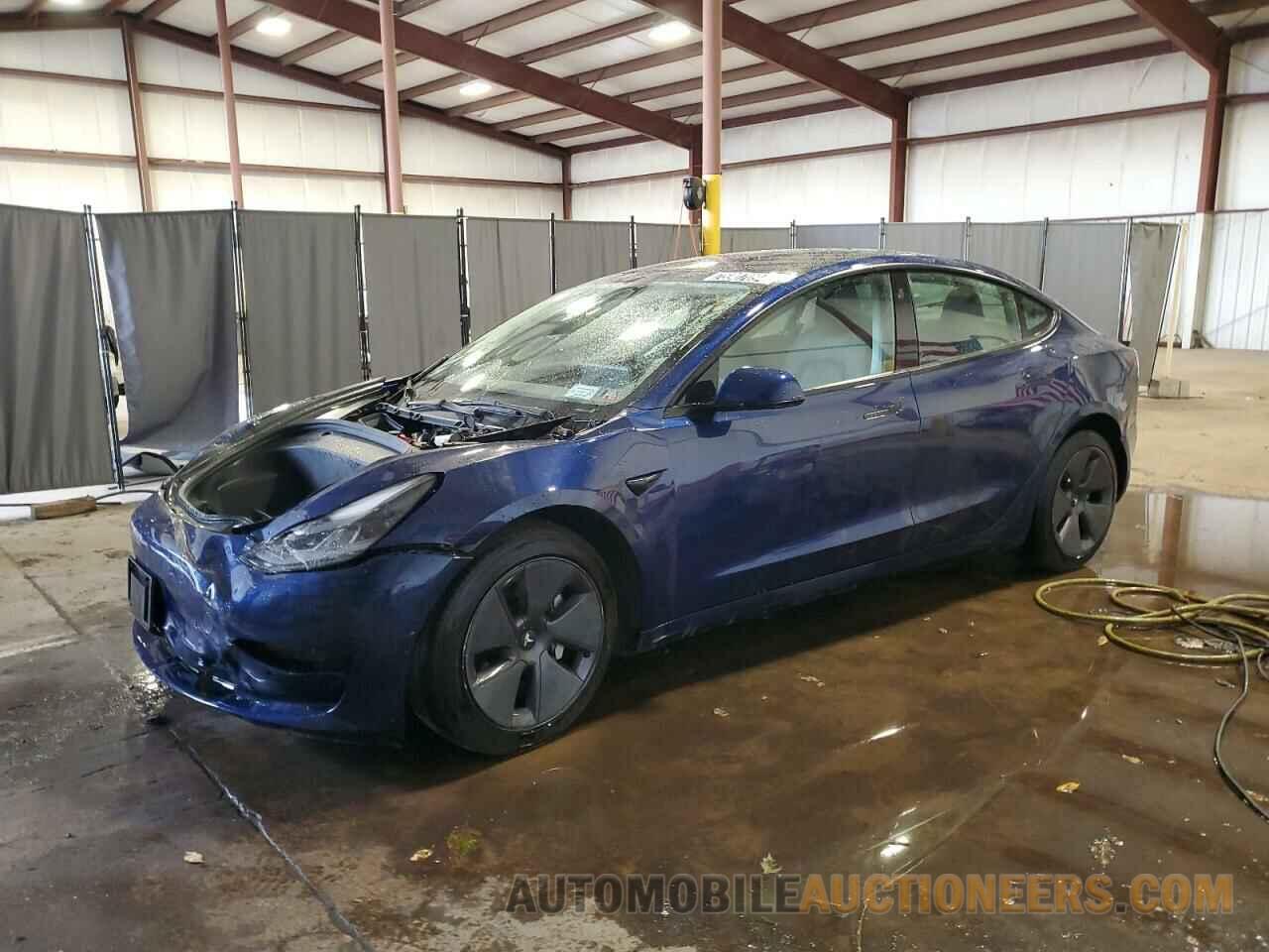 5YJ3E1EA3NF371832 TESLA MODEL 3 2022